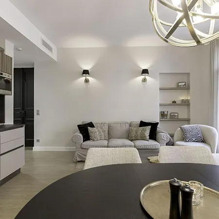 De Luxe, Meynadier By Halldis *