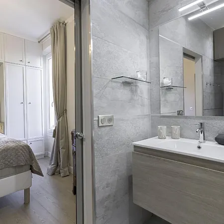 Apartment De Luxe, Meynadier By Halldis Cannes