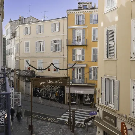 De Luxe, Meynadier By Halldis 戛纳